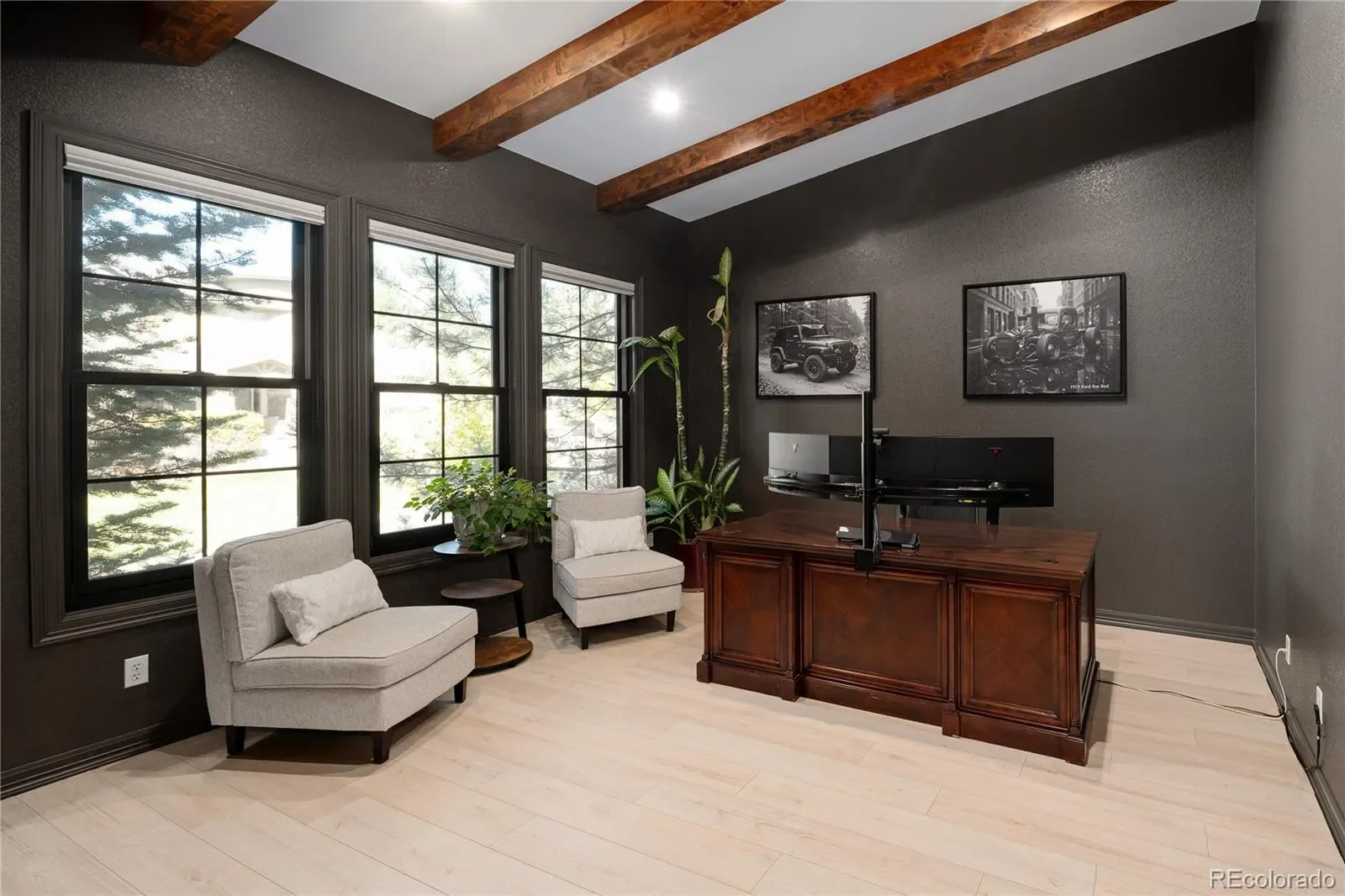 Gallery photo 6