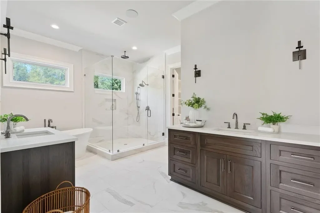 Gallery photo 11