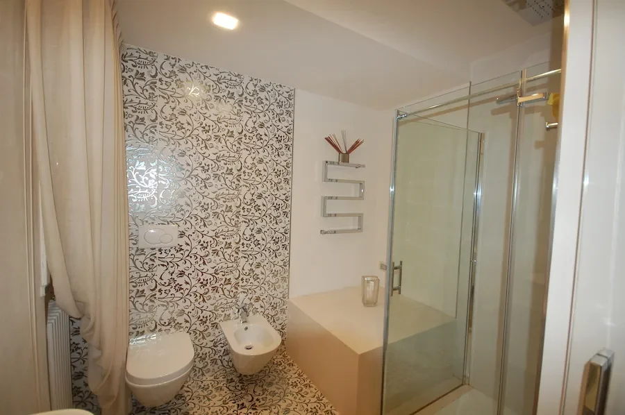 Gallery photo 10