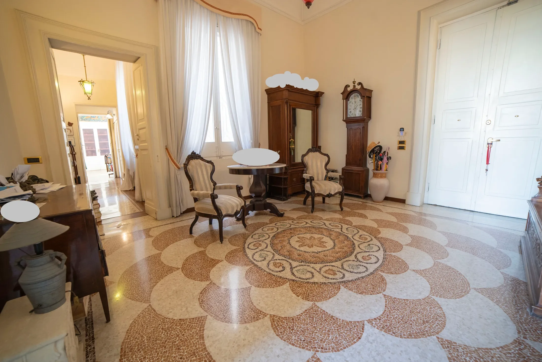 Gallery photo 2