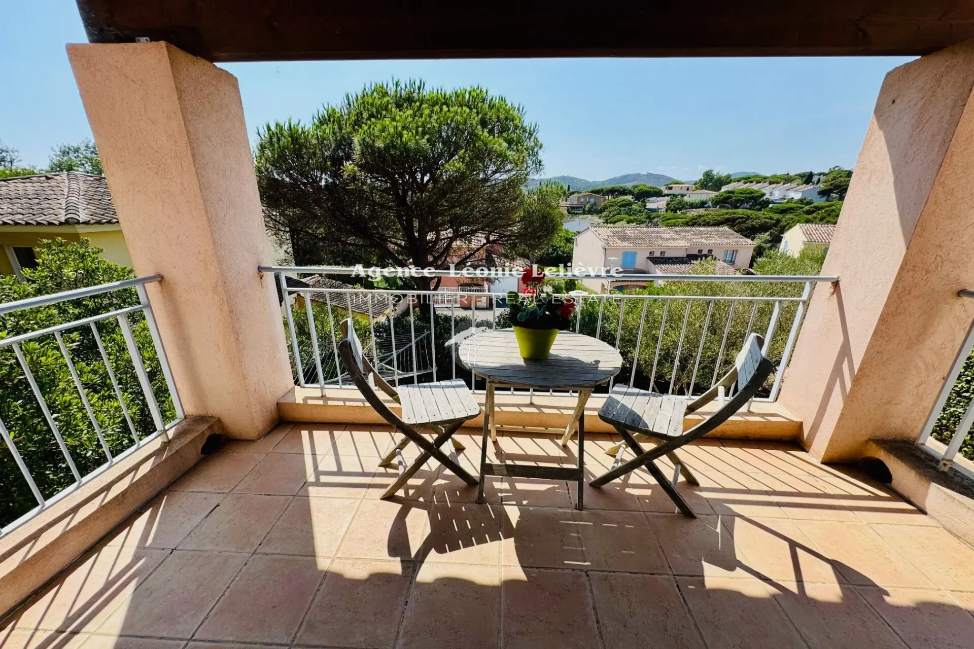 Roquebrune-sur-Argens, Provence-Alpes-Côte d'Azur, France. - Photo 8