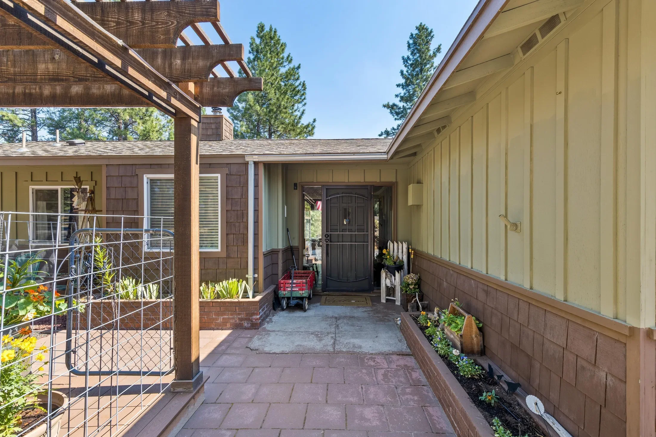 20518 Pine Vista Drive, Bend, Oregon, United States. - Photo 4
