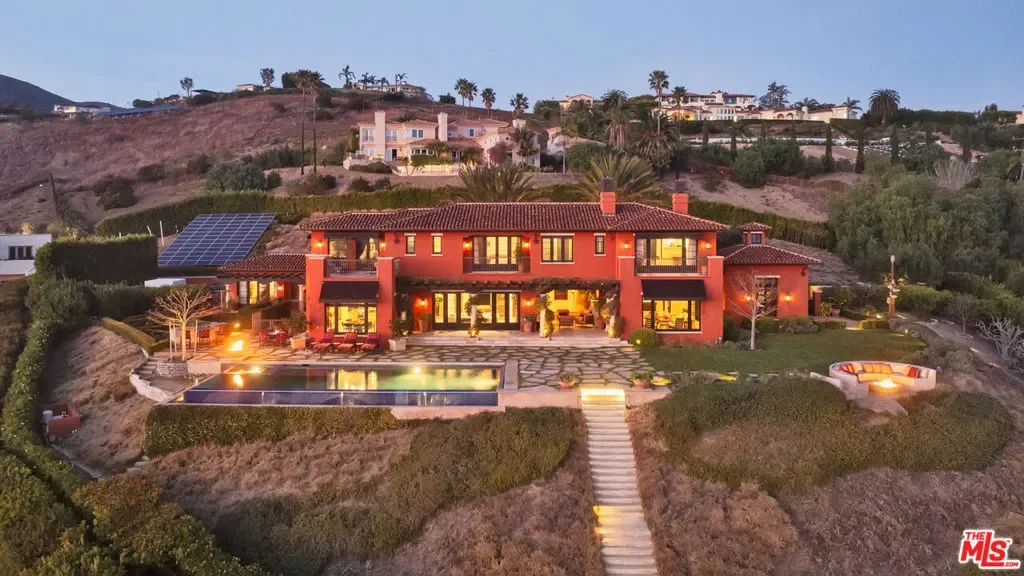 6093 Murphy Way, Malibu, California, United States. - Photo 31