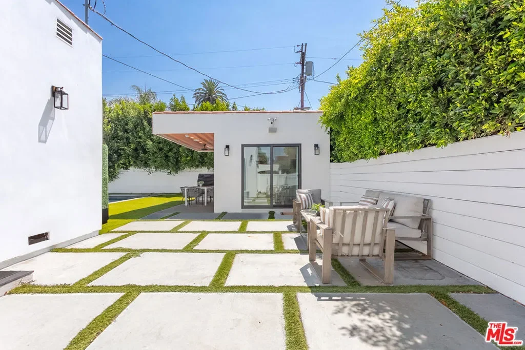 732 N Cherokee Avenue, Los Angeles, California, United States. - Photo 25
