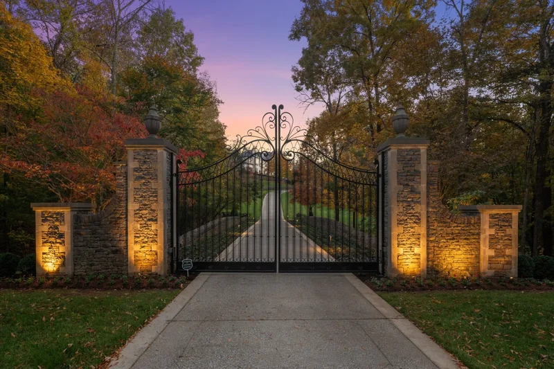 1033 Vaughn Crest Dr , Franklin, TN 37069, Franklin, Tennessee, United States. - Photo 79