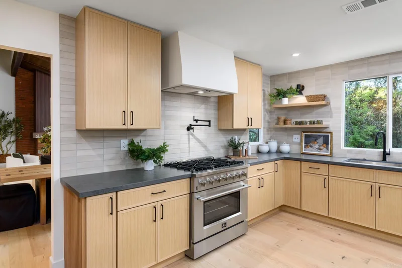 16161 Ladera Piedra Way , Poway, CA 92064, Poway, California, United States. - Photo 10