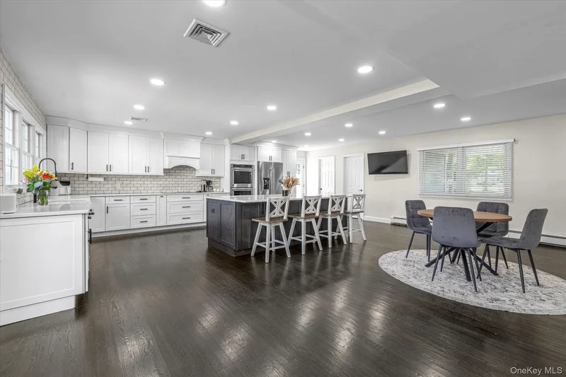 702 10th Avenue, East Northport, New York, United States. - Photo 12