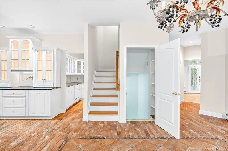 21 Benson Point Court, Stony Point, NY, 10980, USA, Haverstraw, New York, United States. - Photo 44