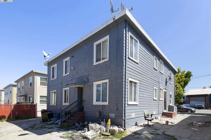 5659 Telegraph Ave, Oakland, California, United States. - Photo 38