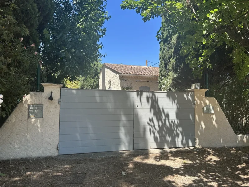 ADORABLE COUNTRY HOUSE IN GRIMAUD