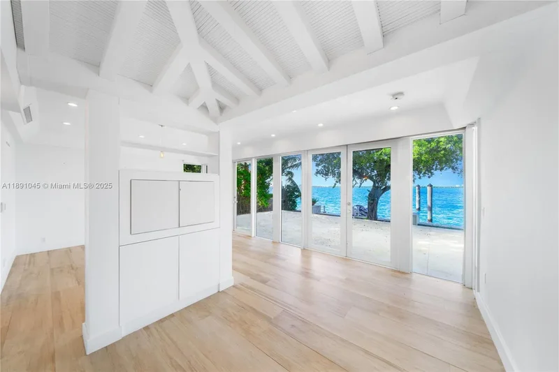 444 W Rivo Alto Dr, Miami Beach, Florida, United States. - Photo 40