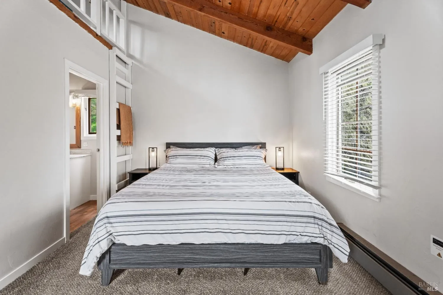 15741 Forest View Road, Manchester, California, United States. - Photo 23
