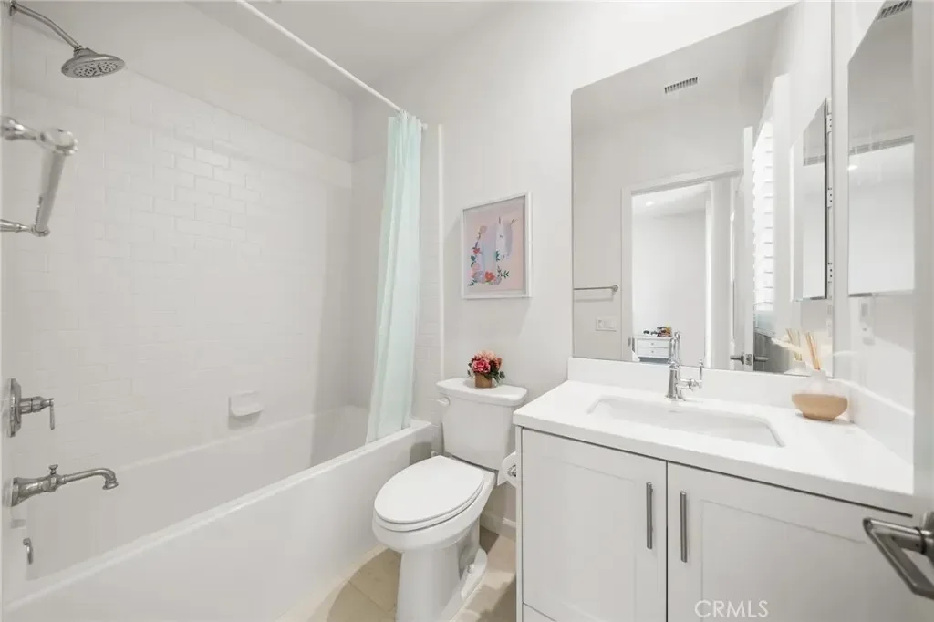 246 Canterbury, Irvine, California, United States. - Photo 25