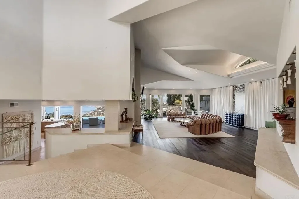 1904 Via Casa Alta, San Diego, California, United States. - Photo 17
