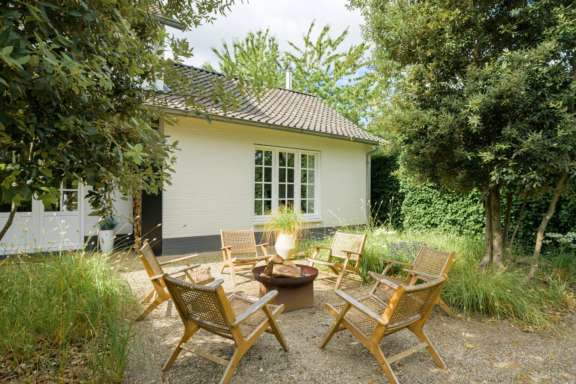 Exterior photo 12