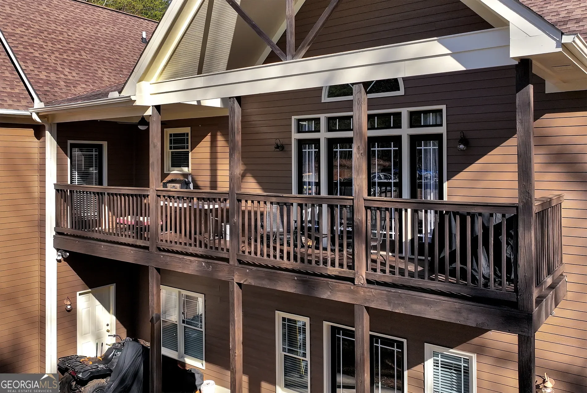 Exterior photo 9
