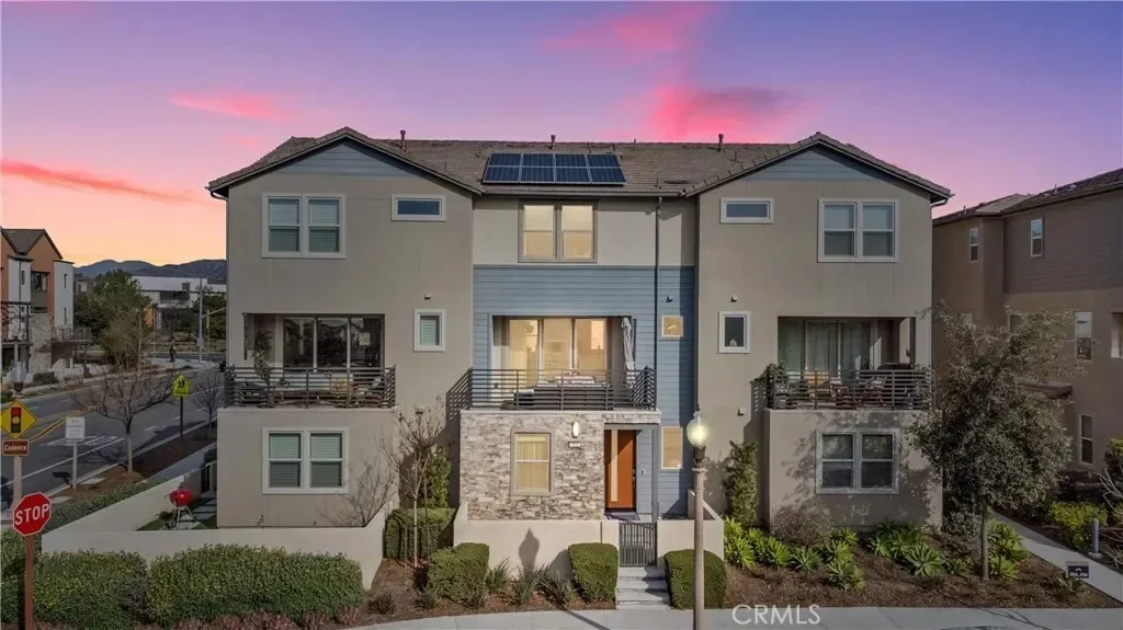 202 Keeper, Irvine, California, United States. - Photo 2