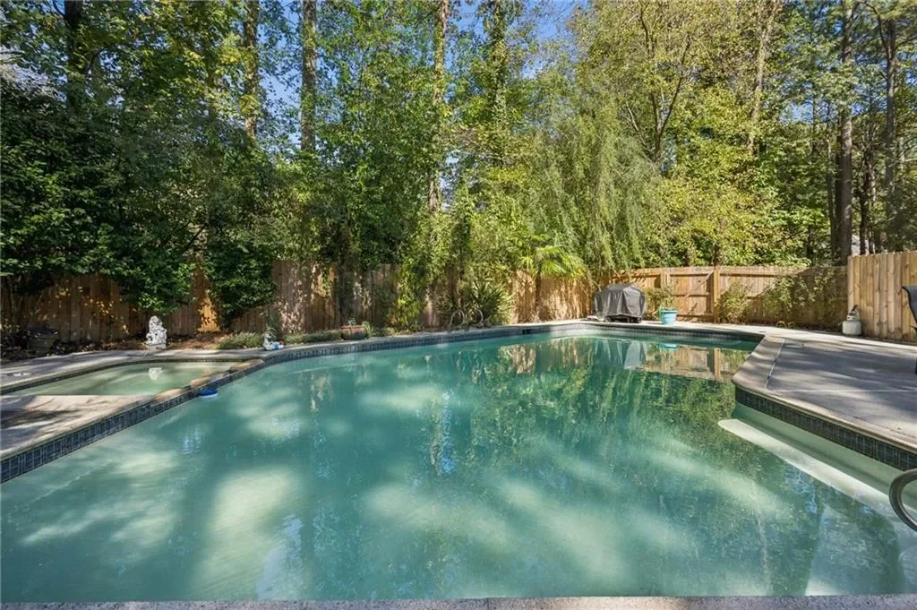 5460 E Idlewood Lane, Atlanta, Georgia, United States. - Photo 59