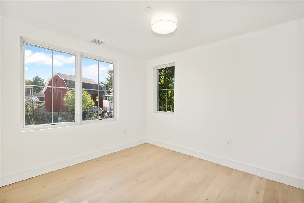 Gallery photo 11