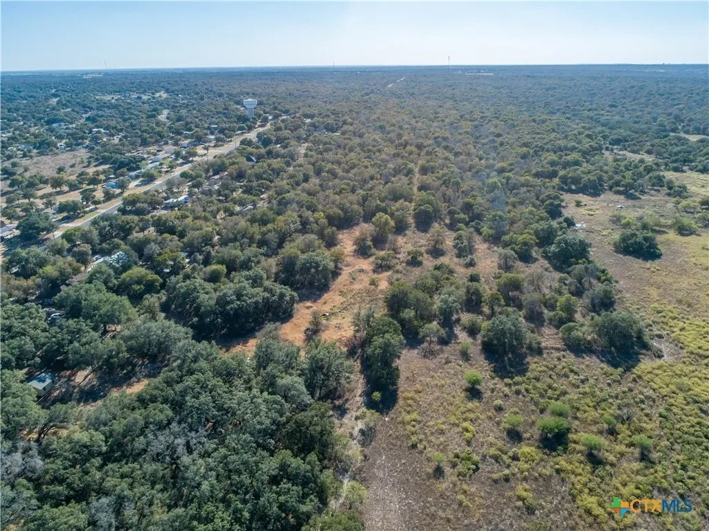 21123 Lamm Road, Elmendorf, TX 78112, Elmendorf, Texas, United States. - Photo 5
