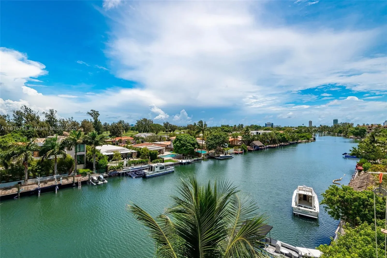 1975 Calais Dr, Miami Beach, Florida, United States. - Photo 23