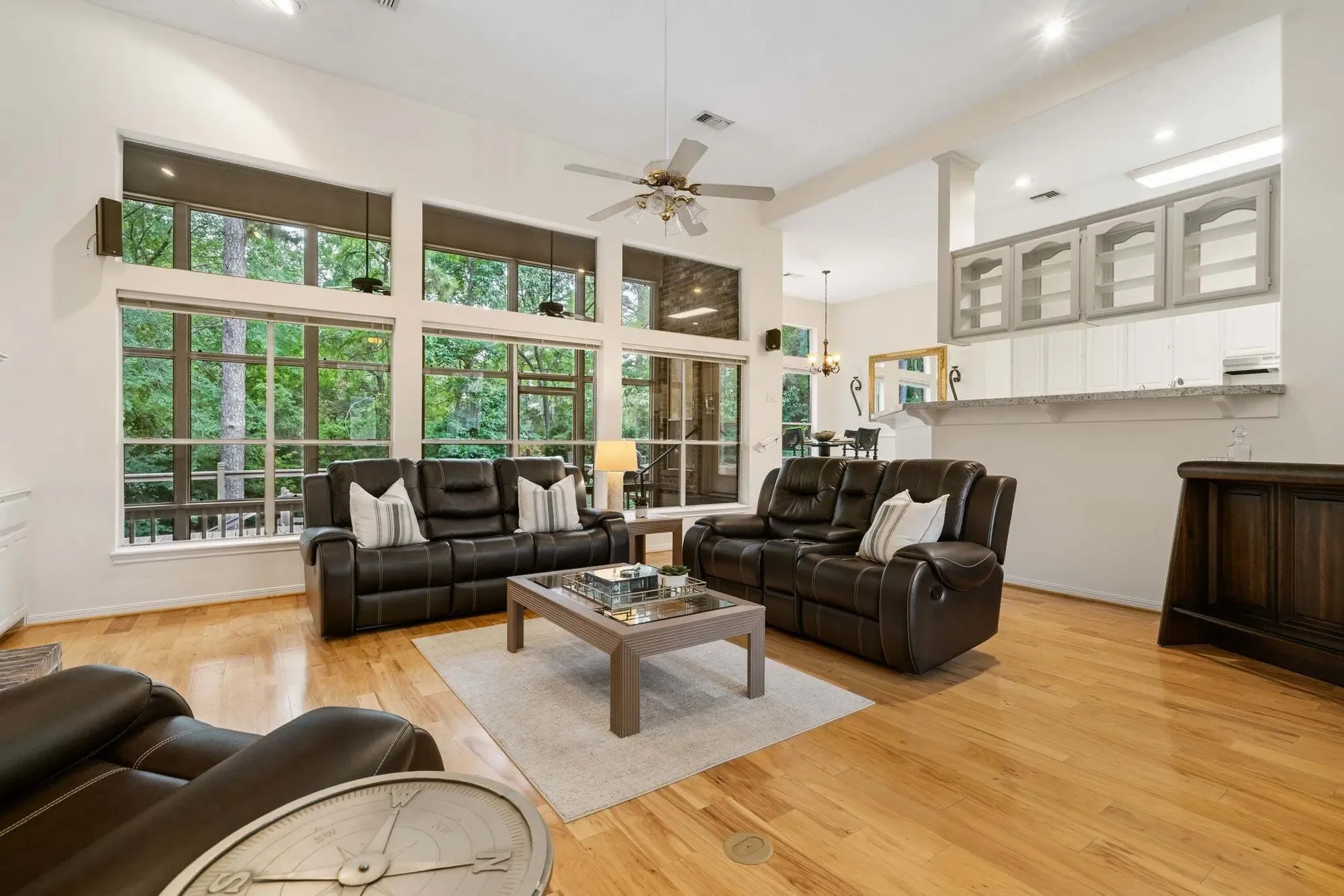 Gallery photo 10