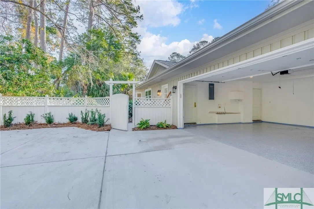 1 Christie Lane, Savannah, Georgia, United States. - Photo 39
