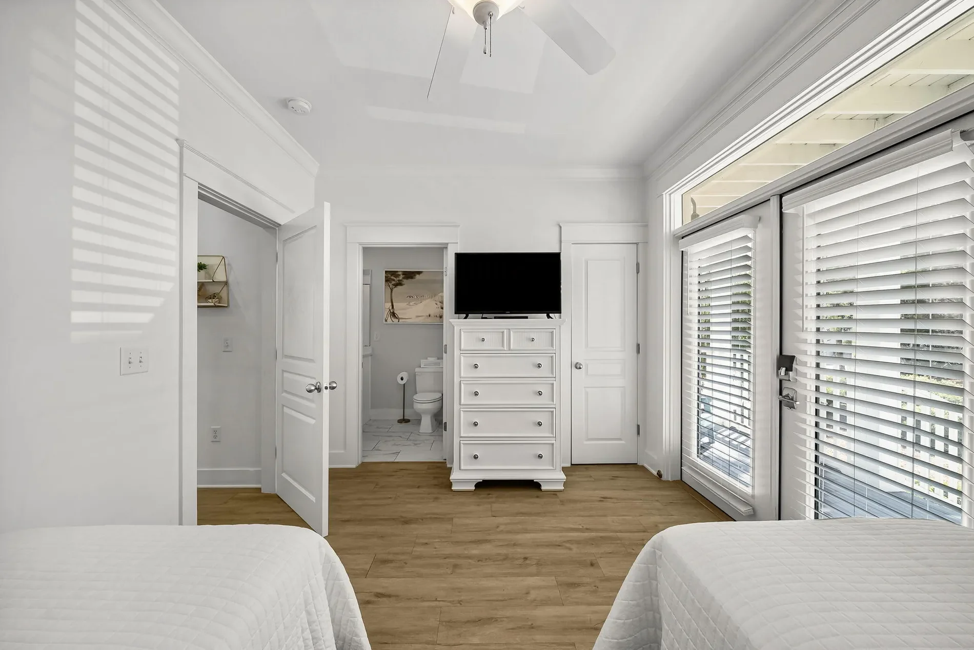 Gallery photo 10