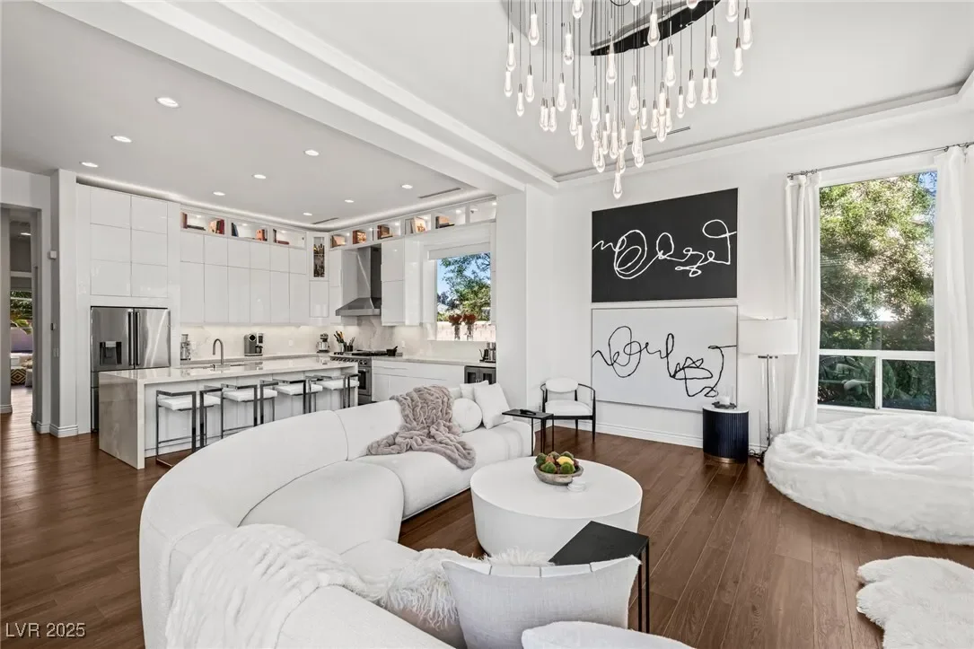 7304 Buttons Ridge Drive, Las Vegas, Nevada, United States. - Photo 14