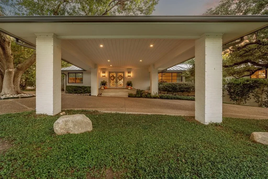 5849 Merrymount Road, Fort Worth, Texas, United States. - Photo 1