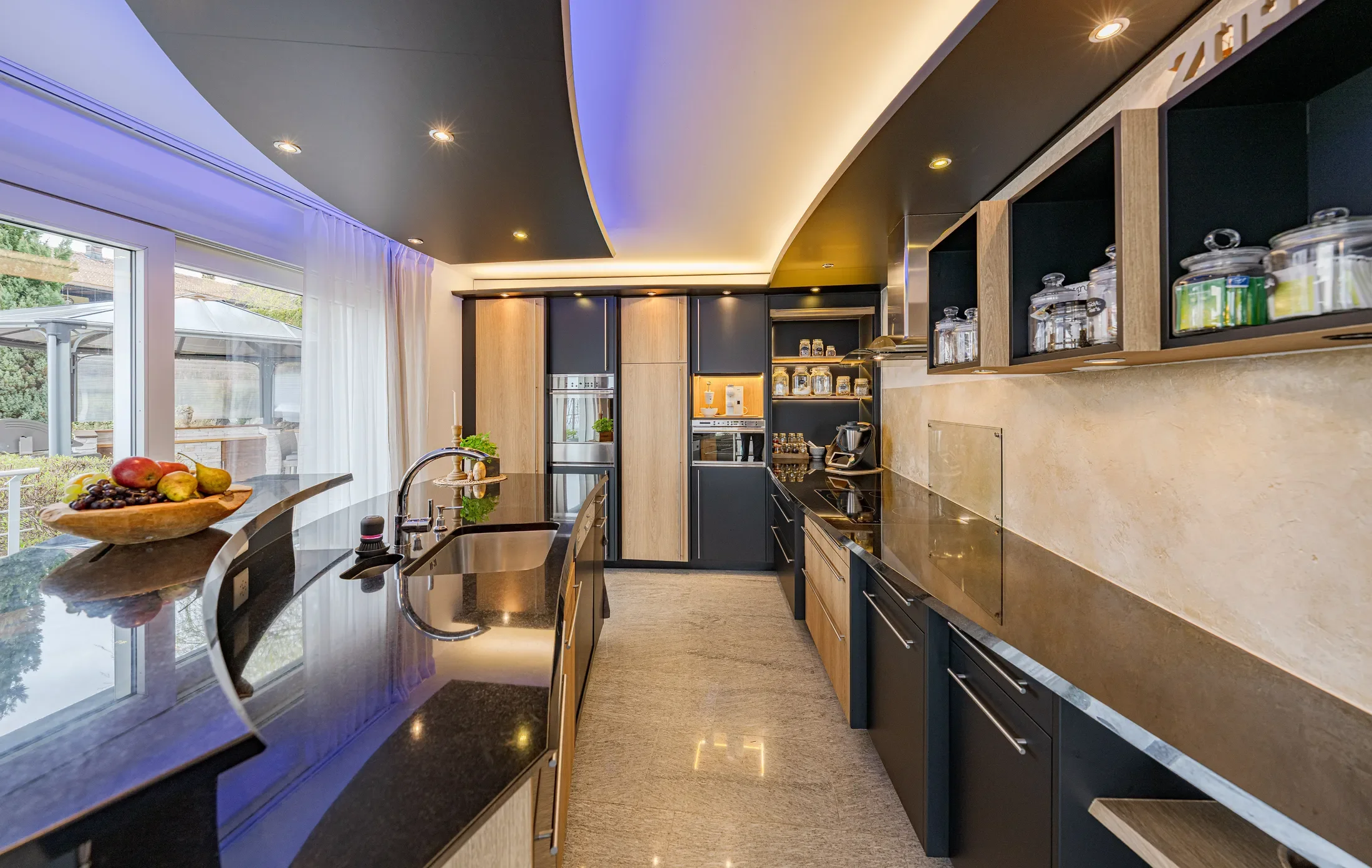 Gallery photo 3
