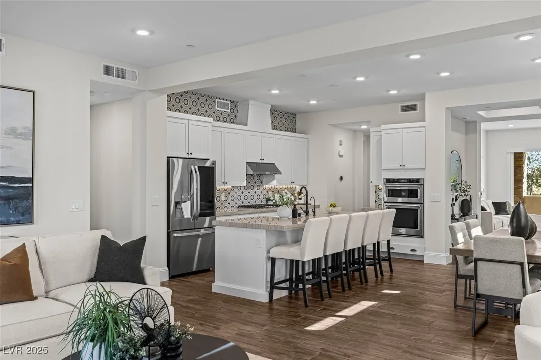 11280 Granite Ridge Drive 1075, Las Vegas, Nevada, United States. - Photo 13
