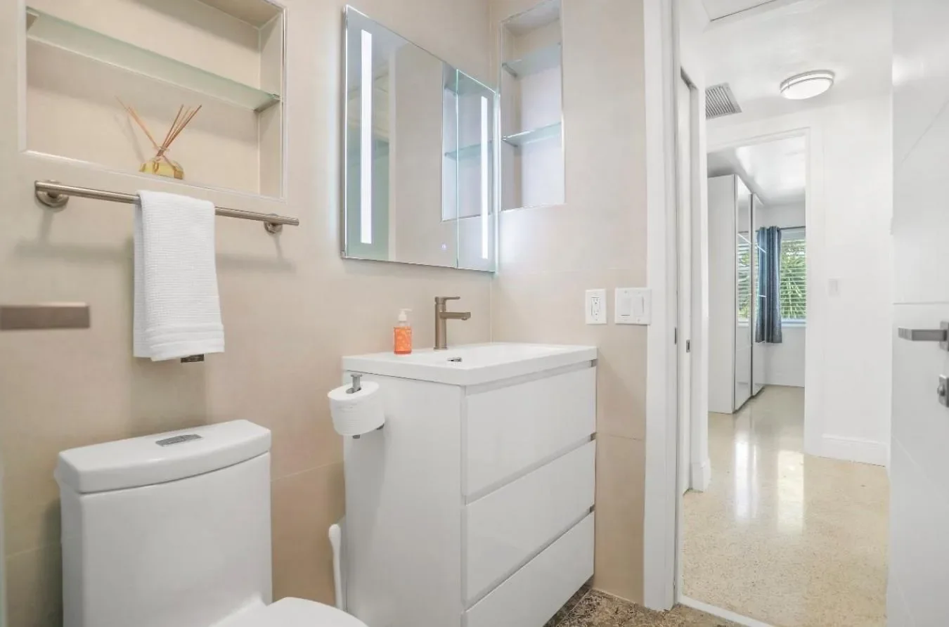4512 Sea Grape Drive, Fort Lauderdale, Florida, United States. - Photo 4