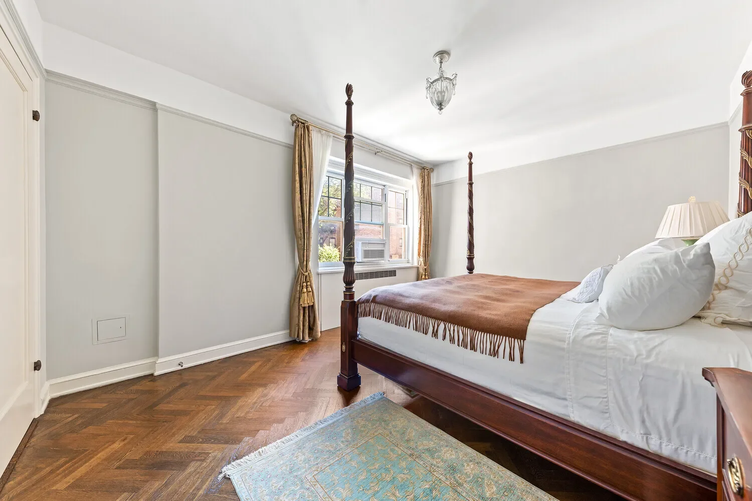 Castle Village, 120 CABRINI BLVD, New York, New York, United States. - Photo 5