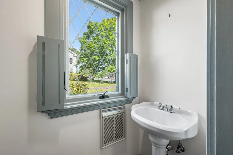 60 North Main Street, Essex, CT 06426, Essex, Connecticut, United States. - Photo 19