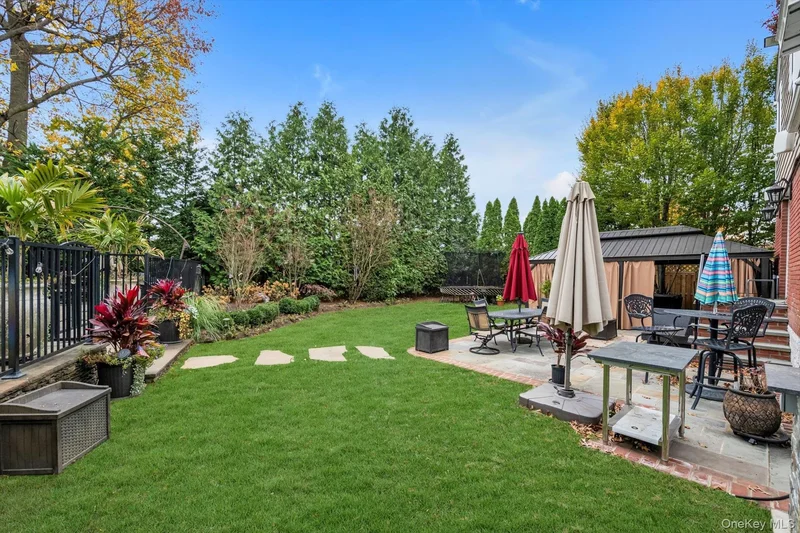65 Reyam Road, Lynbrook, New York, United States. - Photo 13