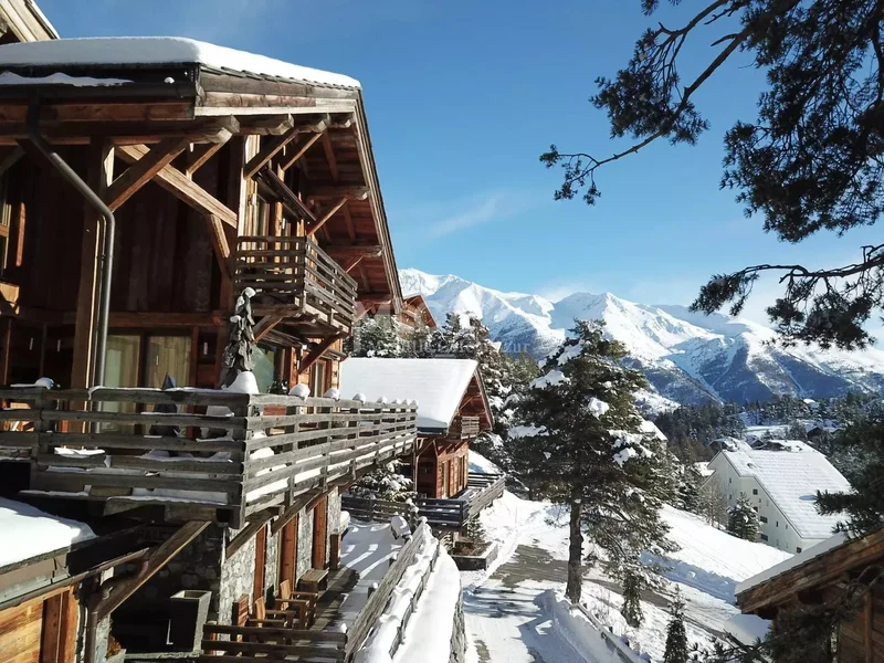 AURON/ EXCEPTIONAL CHALET WITH PANORAMIC VIEW