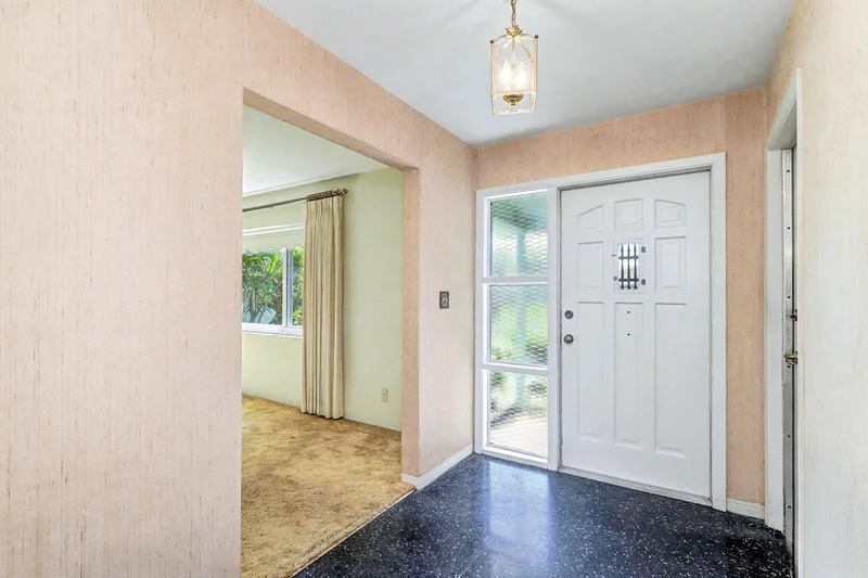 6733 14th Avenue N, St Petersburg, FL 33710, St. Petersburg, Florida, United States. - Photo 3