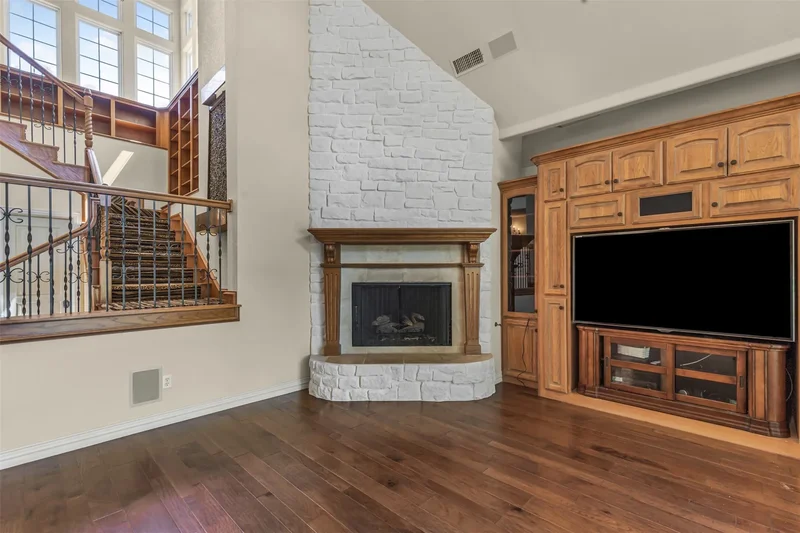 5809 Nutcracker Drive, Granbury, TX 76049, Granbury, Texas, United States. - Photo 18