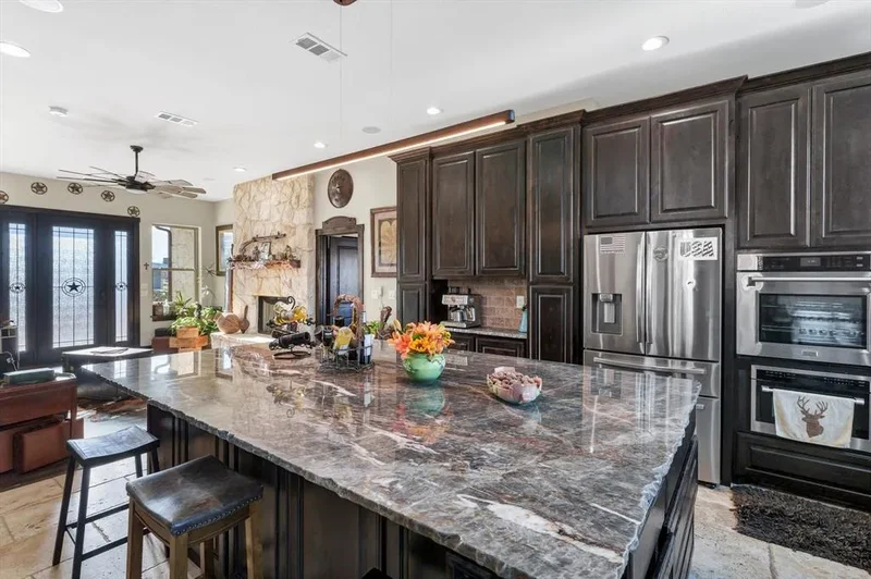3415 Mariana Court, Granbury, Texas, United States. - Photo 25
