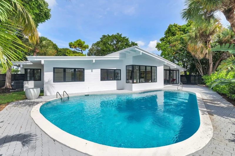 7512 W Lake Drive, West Palm Beach, Florida, United States. - Photo 25