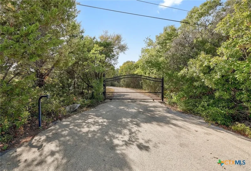 15121 Honeycomb Hollow, Leander, Texas, United States. - Photo 31