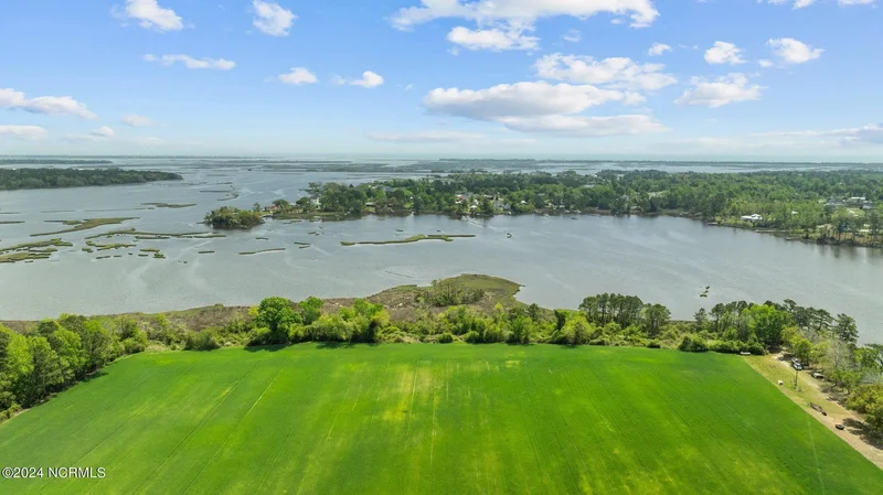 517 Queens Creek Road, Hubert, NC 28539, Swansboro, North Carolina, United States. - Photo 11