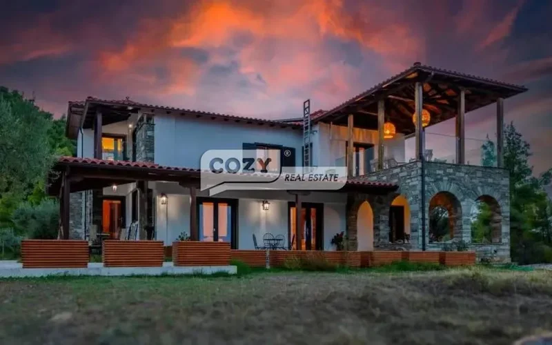 Detached 300sqm in Sithonia