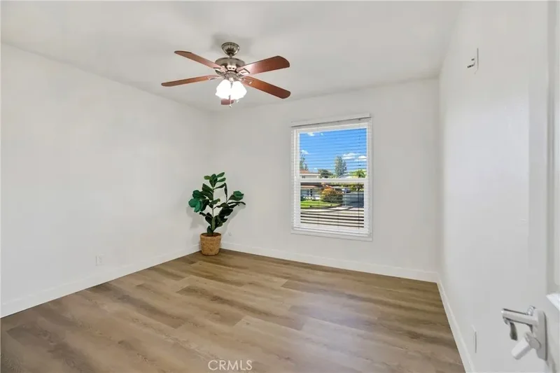 449 S Wellington, Orange, California, United States. - Photo 39