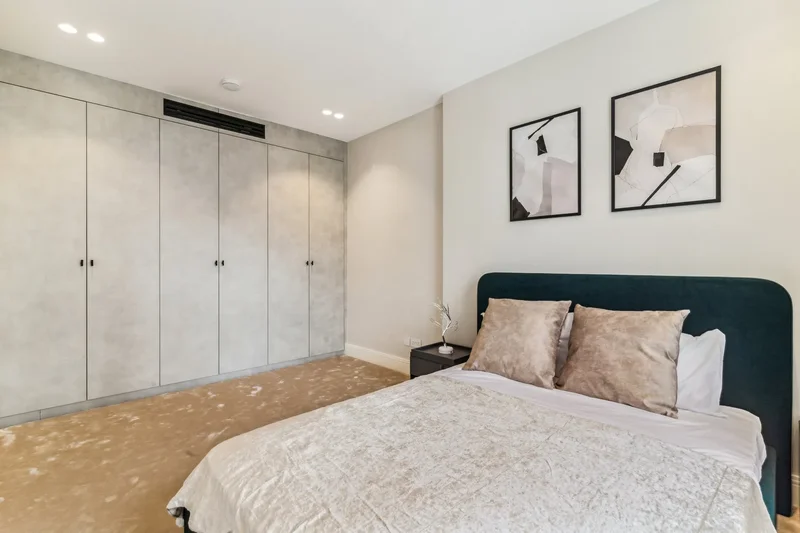 Hill Street, Mayfair, W1J, London, England, United Kingdom. - Photo 10