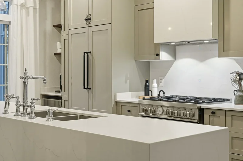 220 Rue Jean-Béliveau, Longueuil, Quebec, Canada. - Photo 11