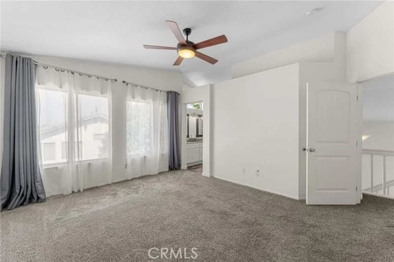 10162 Basalt, Mentone, California, United States. - Photo 31