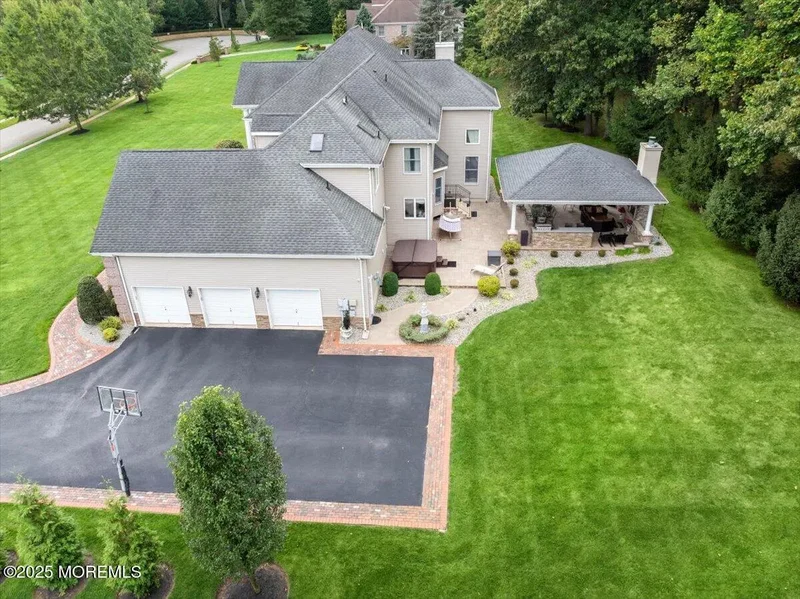 6 Cozy Drive, Manalapan, NJ 07726, Manalapan Township, New Jersey, United States. - Photo 55