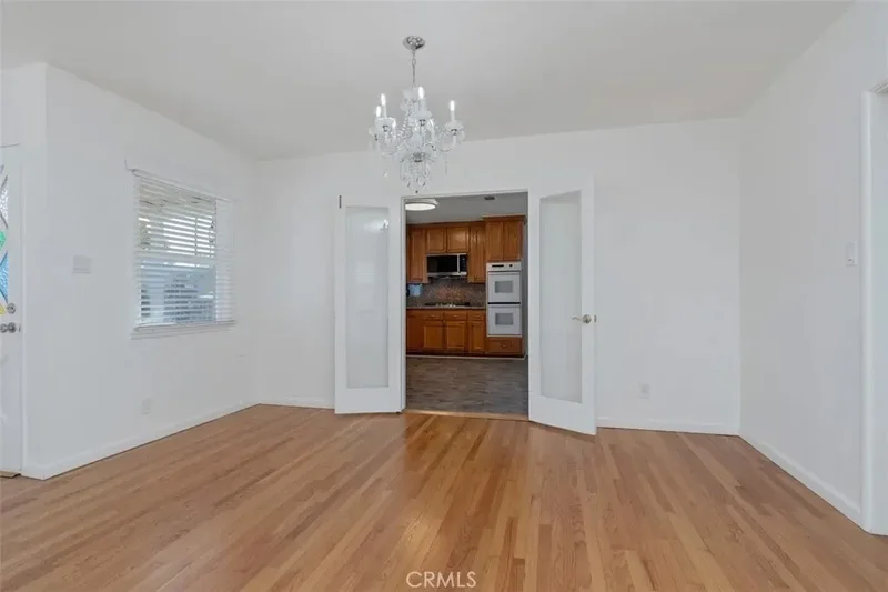 831 Roswell Avenue, Signal Hill, California, United States. - Photo 7